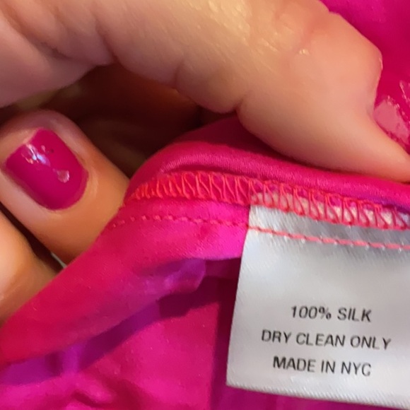 Alice & Trixie xs 100% silk hot pink blouse - Picture 4 of 4